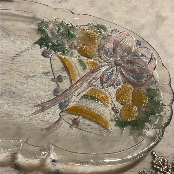 Beautiful small tray glass multicolored 10” x 8” perfect 🎅⛄️🎄decoration - Picture 6 of 8